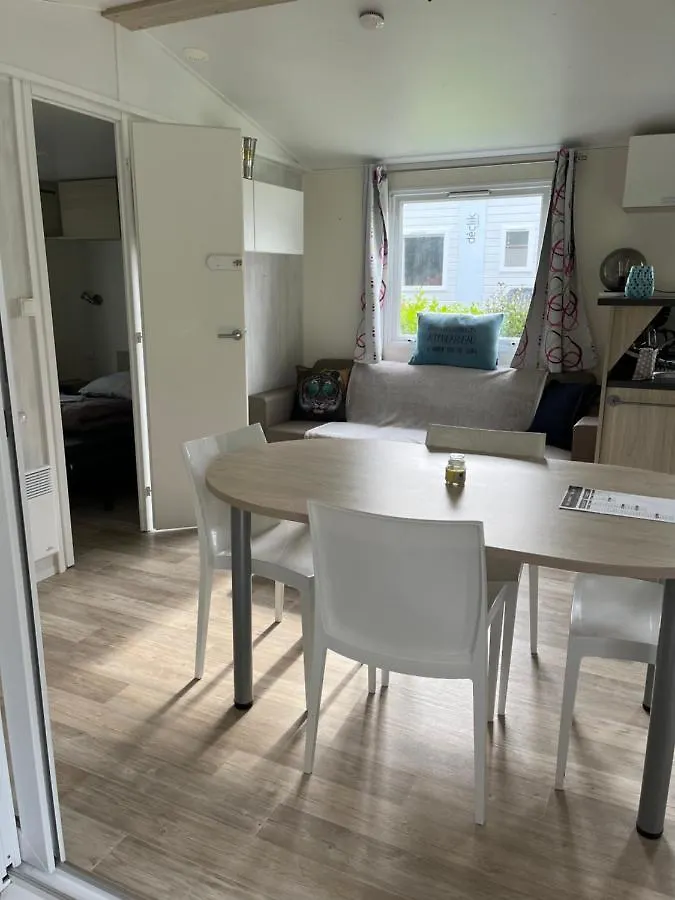 Mobil Home Confort Xl,Camping La Pommeraie, Piscine Et Ocean, Concarneau Et Pont Aven Trégunc 0*,  Γαλλία