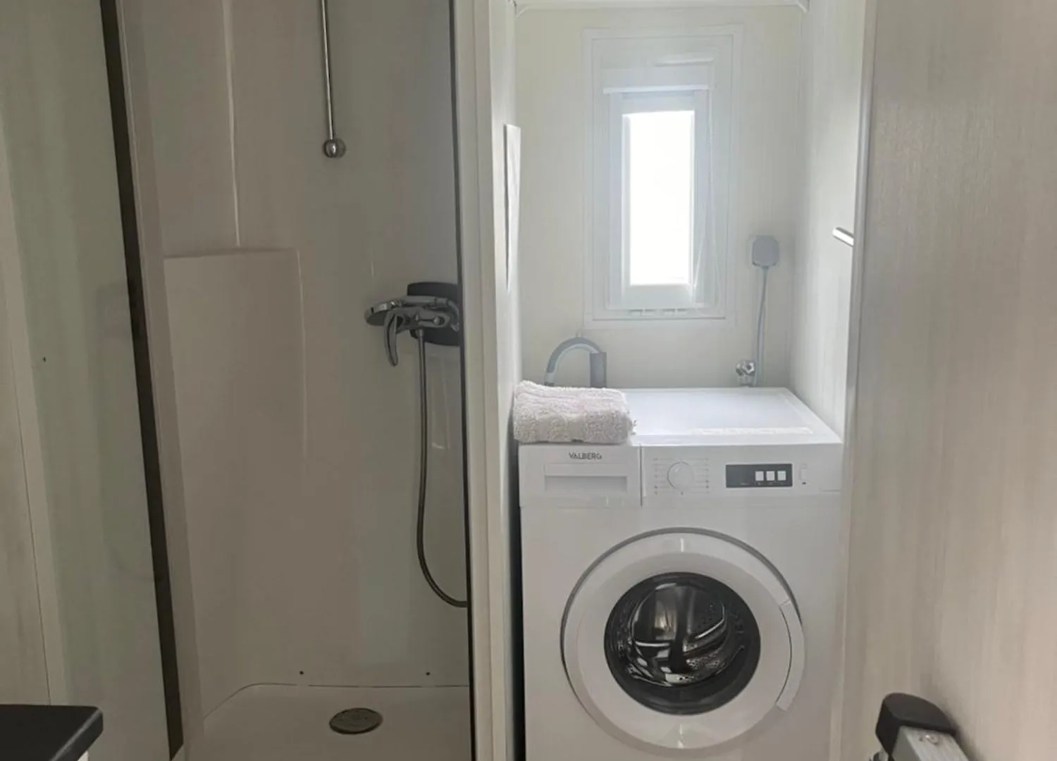 Mobil Home Confort Xl,Camping La Pommeraie, Piscine Et Ocean, Concarneau Et Pont Aven Trégunc 0*,  Γαλλία